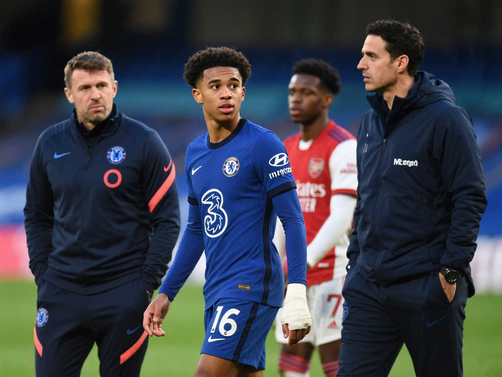 利拉德的突 利拉德的突